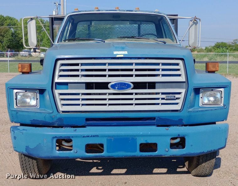 image for item NY9501 1989 Ford F600 dump flatbed truck