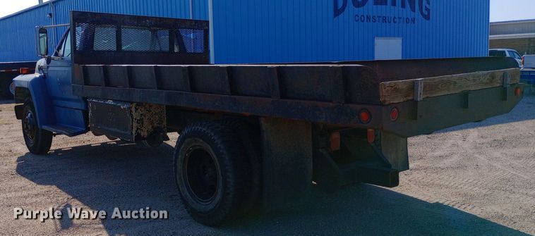 image for item NY9501 1989 Ford F600 dump flatbed truck