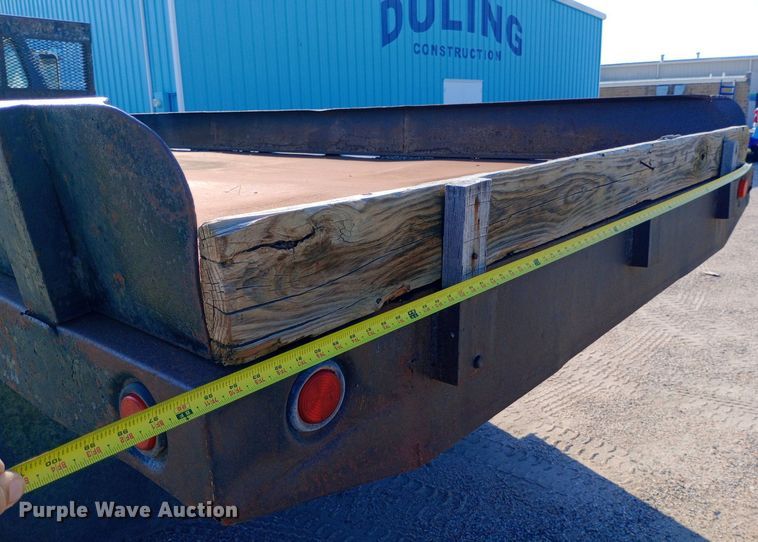 image for item NY9501 1989 Ford F600 dump flatbed truck