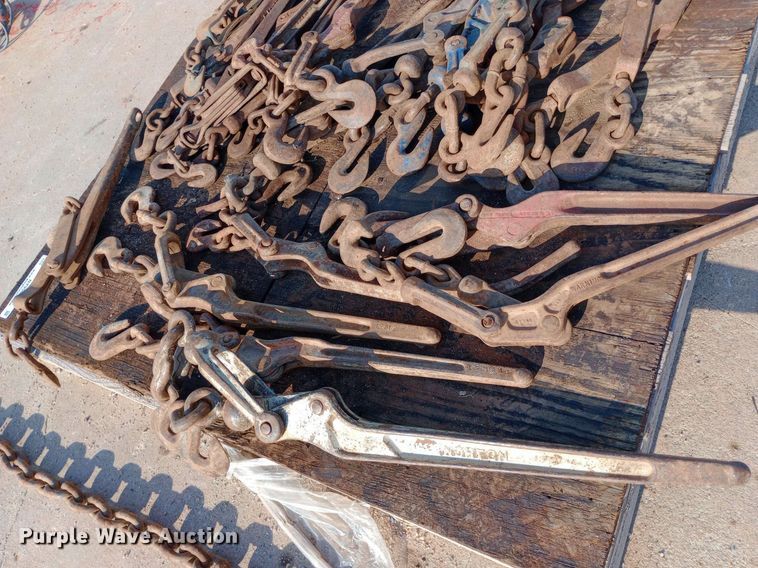 image for item NY9503 Chains and binders