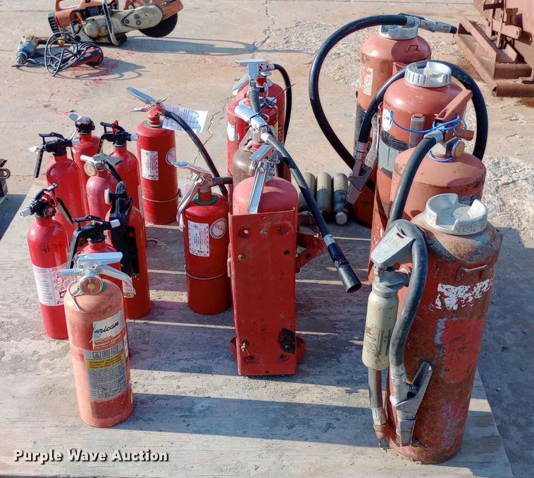 image for item NY9504 (18) fire extinguishers