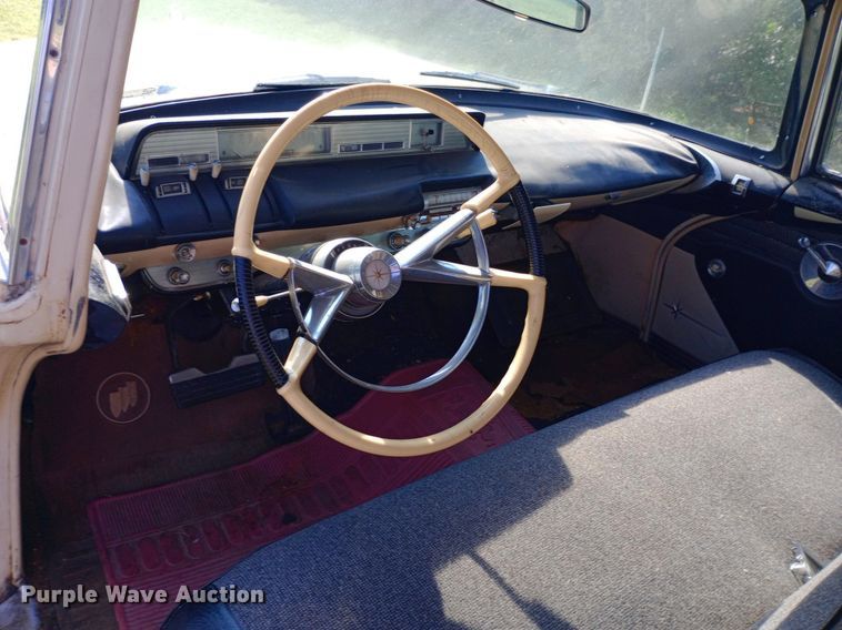 image for item NY9506 1957 Lincoln Premiere coupe