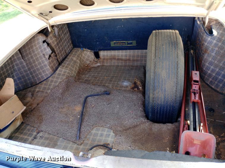 image for item NY9506 1957 Lincoln Premiere coupe