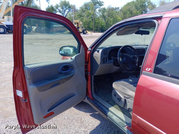 image for item NY9507 2003 Chevrolet TrailBlazer EXT SUV