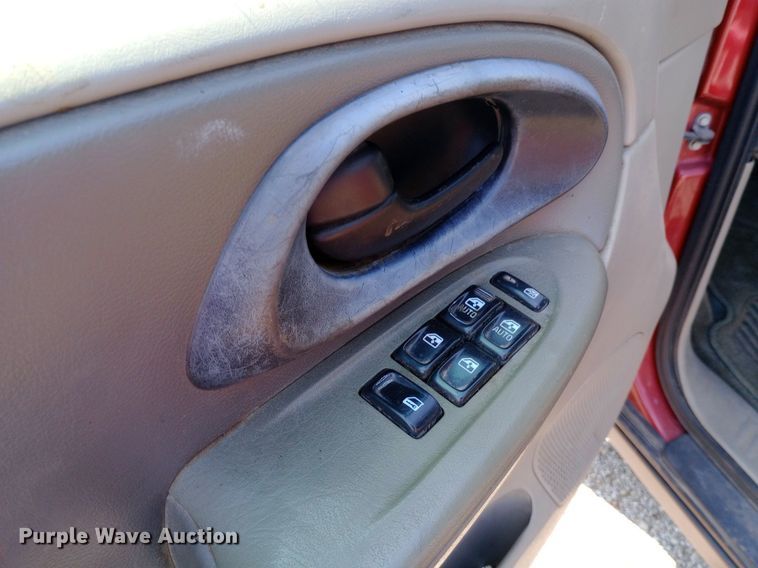 image for item NY9507 2003 Chevrolet TrailBlazer EXT SUV