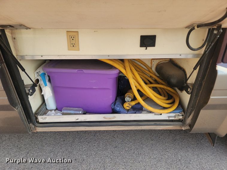 image for item OD9666 1997 Monaco Navigator RV