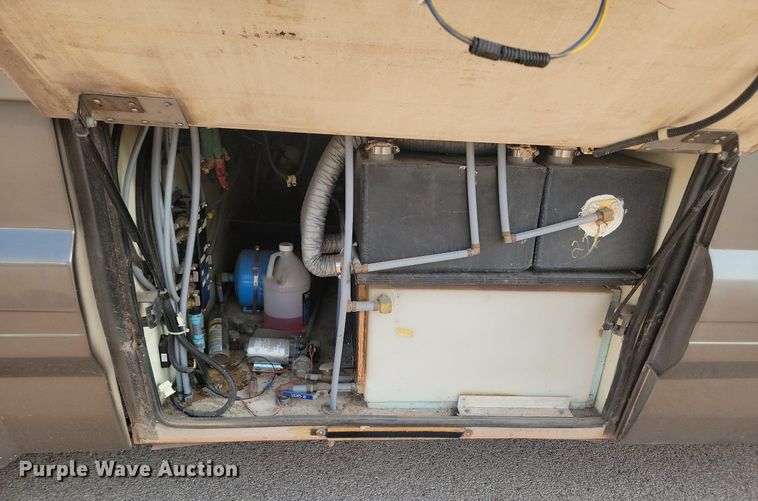 image for item OD9666 1997 Monaco Navigator RV