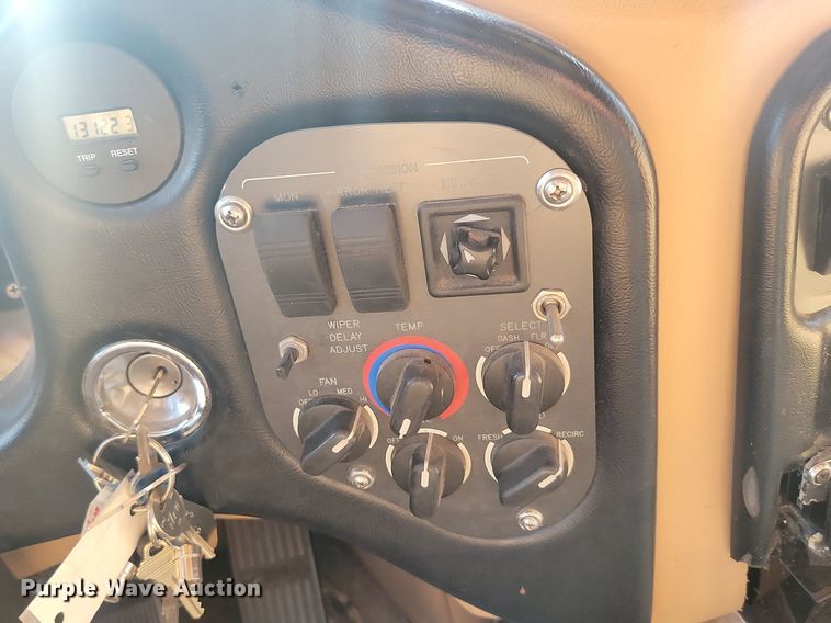 image for item OD9666 1997 Monaco Navigator RV