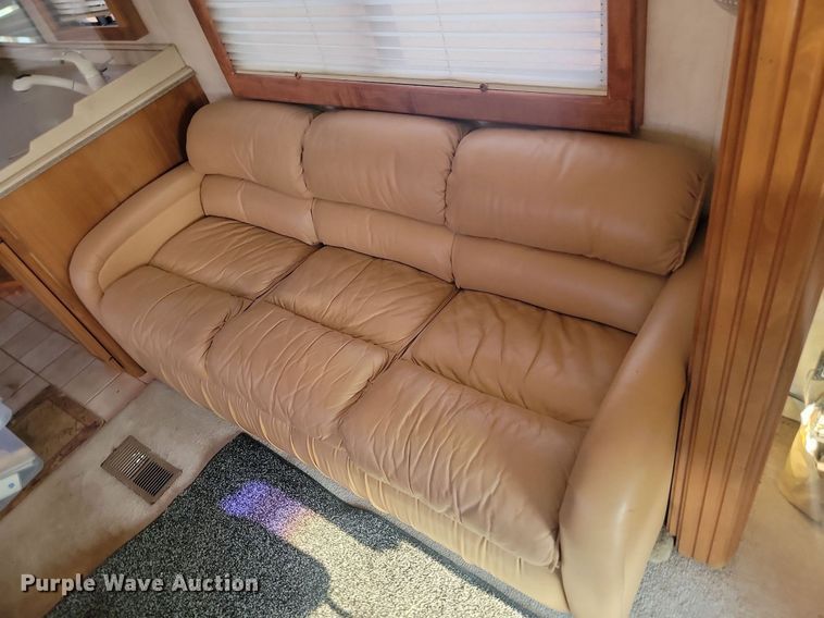 image for item OD9666 1997 Monaco Navigator RV