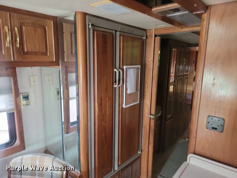 image for item OD9666 1997 Monaco Navigator RV