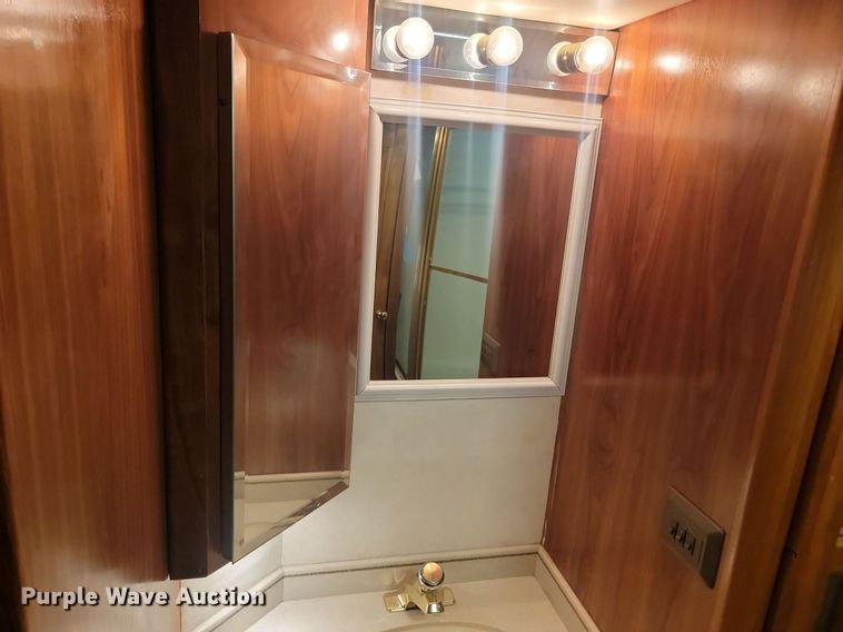 image for item OD9666 1997 Monaco Navigator RV