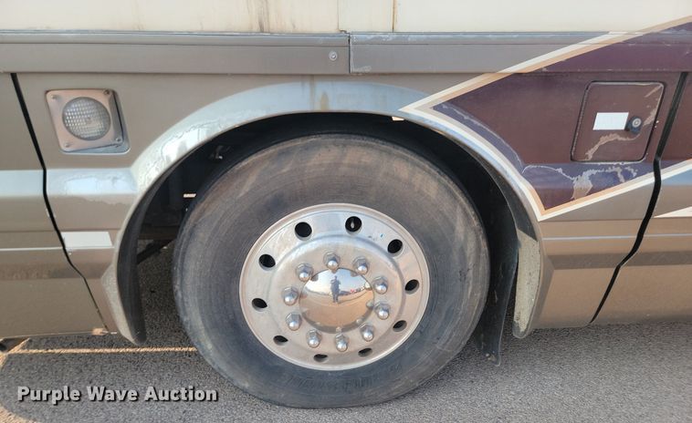 image for item OD9666 1997 Monaco Navigator RV