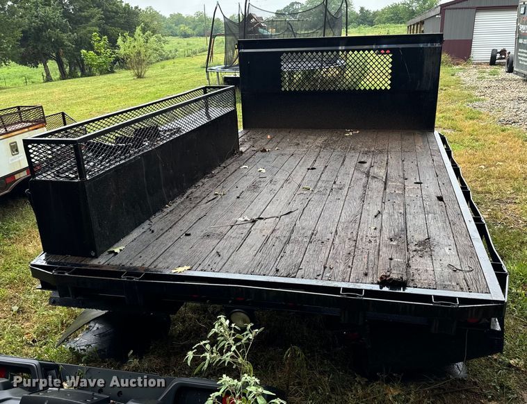 image for item OF9957 Knapheide flatbed