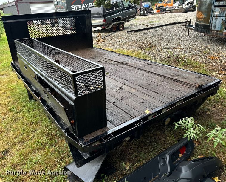 image for item OF9957 Knapheide flatbed