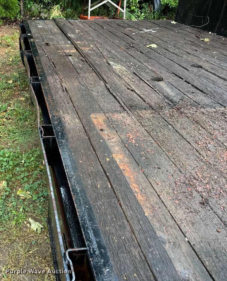 image for item OF9957 Knapheide flatbed