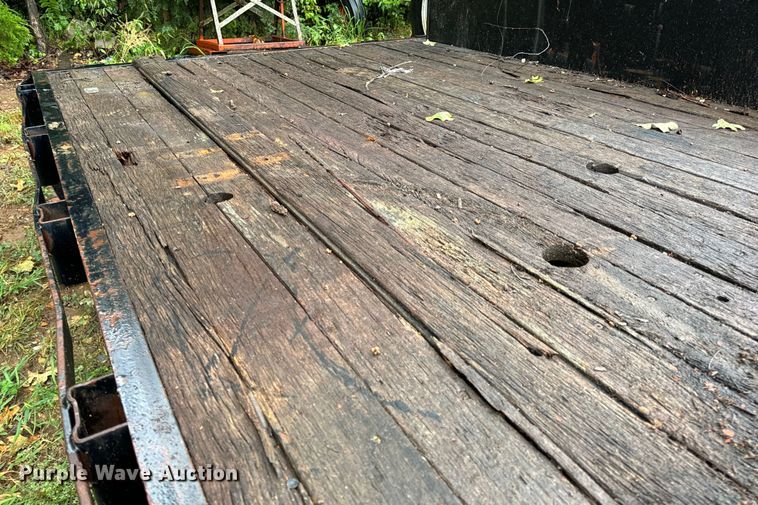 image for item OF9957 Knapheide flatbed