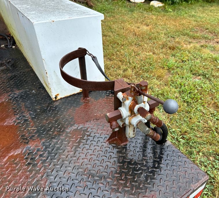 image for item OF9958 DewEze 187 flatbed