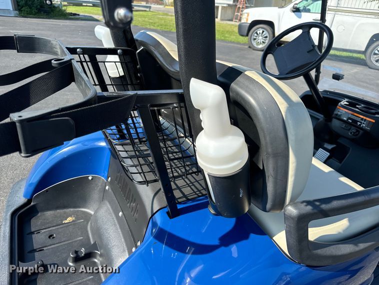 image for item OF9978 2014 Yamaha YDREX5 golf cart