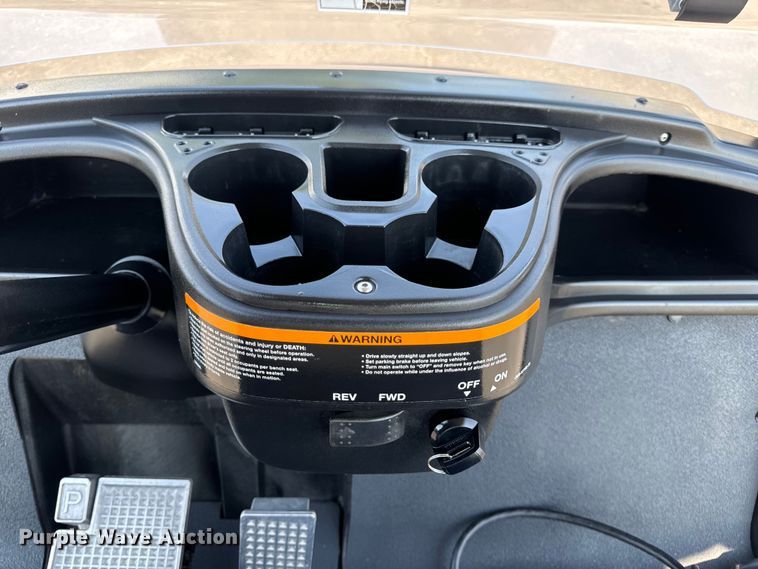 image for item OF9978 2014 Yamaha YDREX5 golf cart