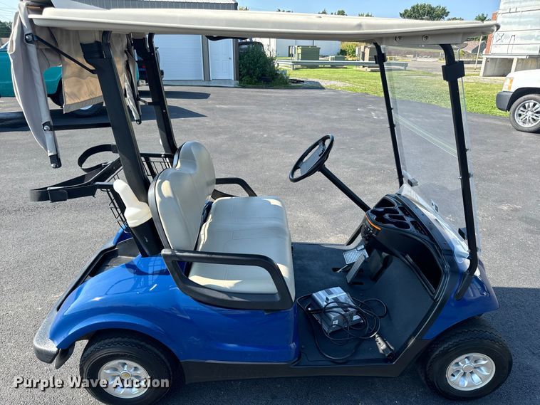 image for item OF9978 2014 Yamaha YDREX5 golf cart