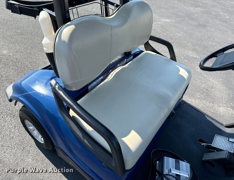 image for item OF9978 2014 Yamaha YDREX5 golf cart