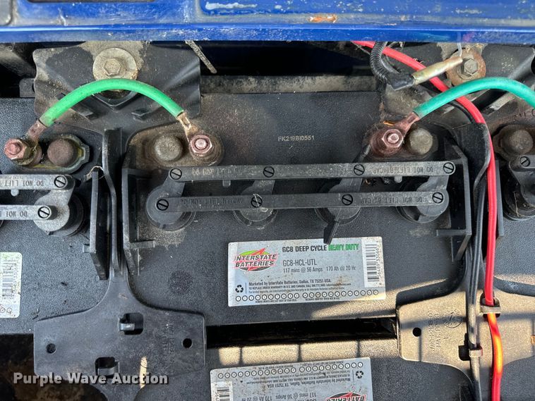 image for item OF9978 2014 Yamaha YDREX5 golf cart