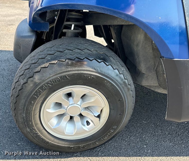 image for item OF9978 2014 Yamaha YDREX5 golf cart