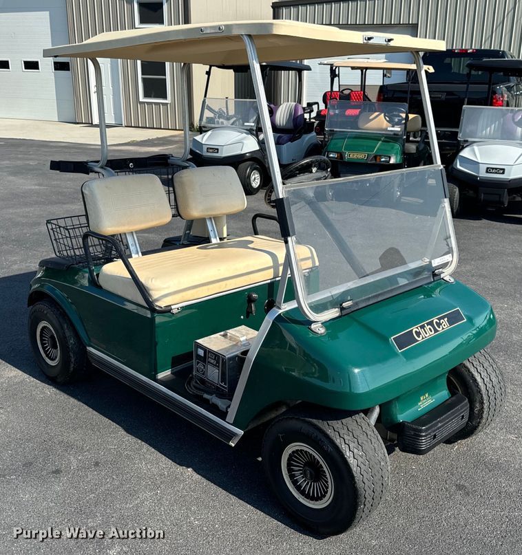 image for item OF9979 1999 Club Car DS golf cart