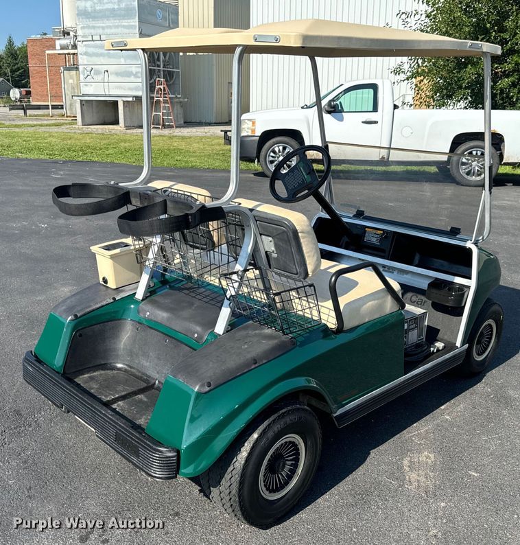 image for item OF9979 1999 Club Car DS golf cart