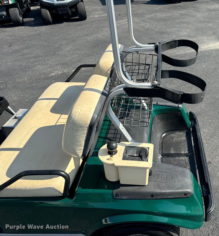 image for item OF9979 1999 Club Car DS golf cart