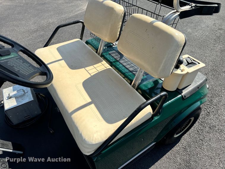 image for item OF9979 1999 Club Car DS golf cart
