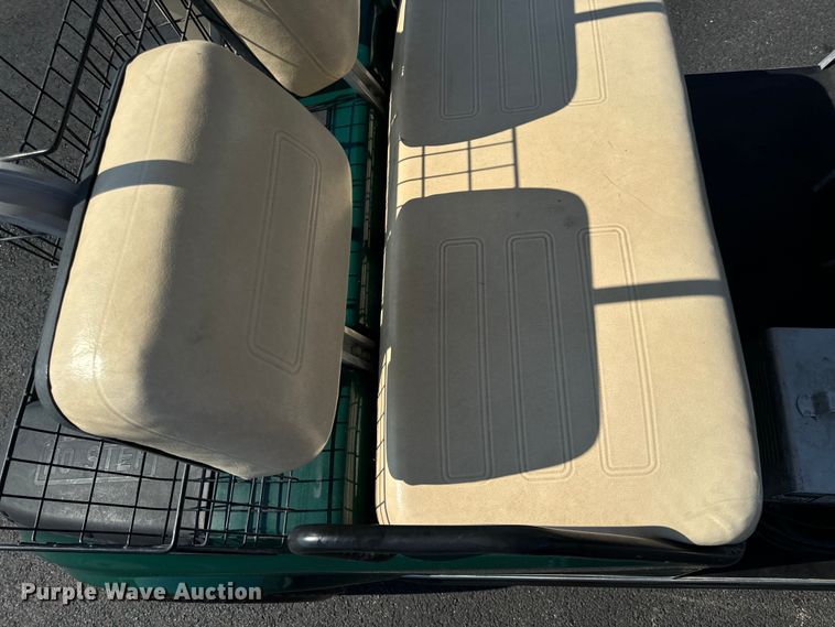 image for item OF9979 1999 Club Car DS golf cart