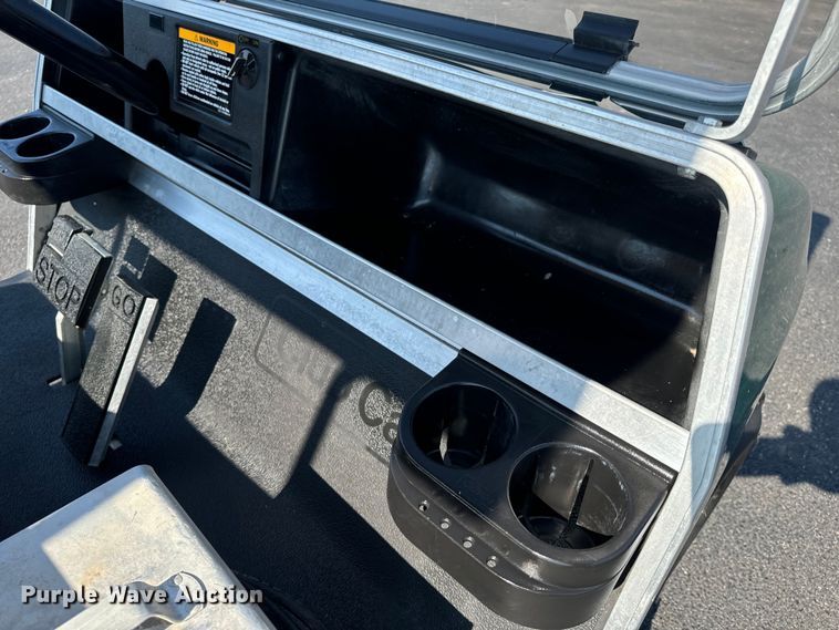 image for item OF9979 1999 Club Car DS golf cart