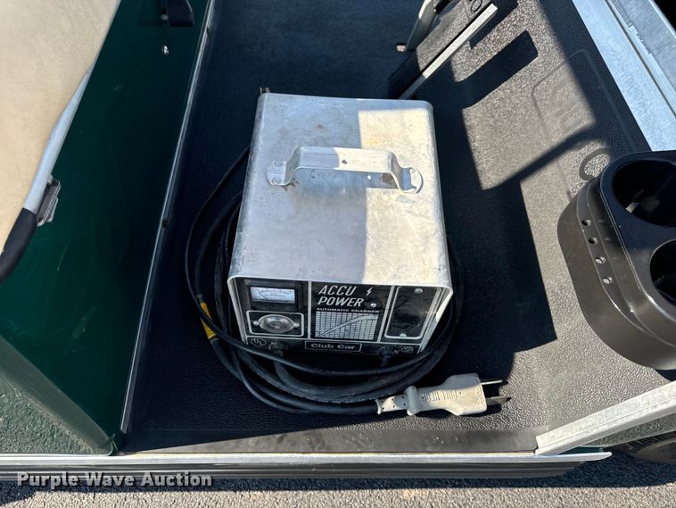 image for item OF9979 1999 Club Car DS golf cart