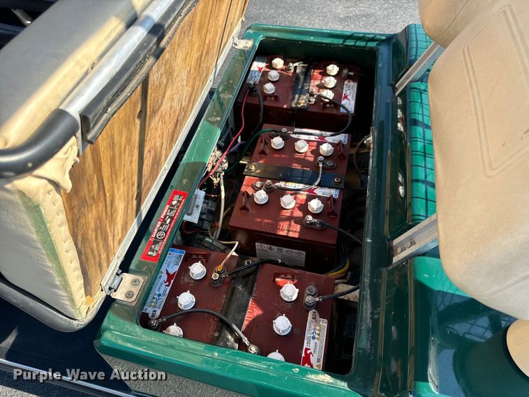 image for item OF9979 1999 Club Car DS golf cart