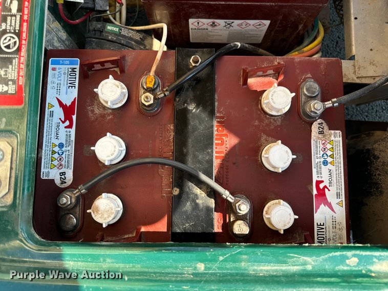 image for item OF9979 1999 Club Car DS golf cart