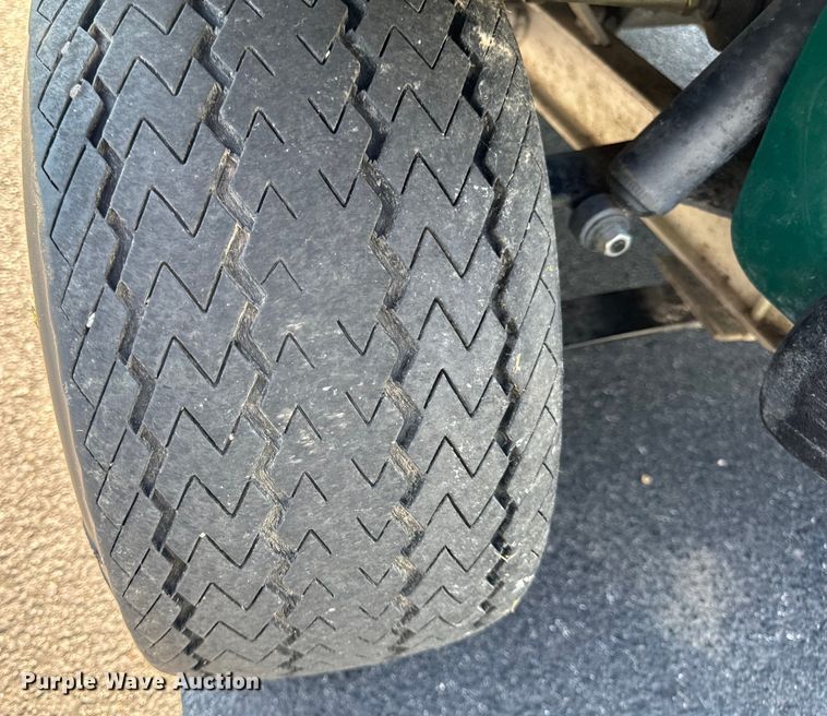 image for item OF9979 1999 Club Car DS golf cart