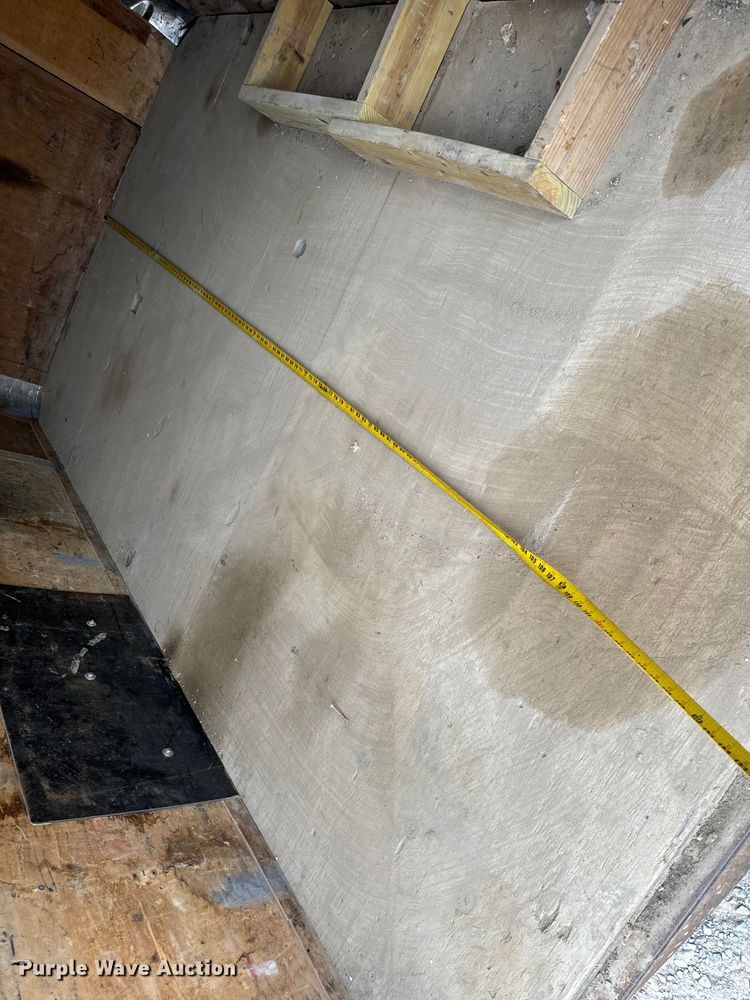 image for item OF9989 2007 Pace American enclosed cargo trailer