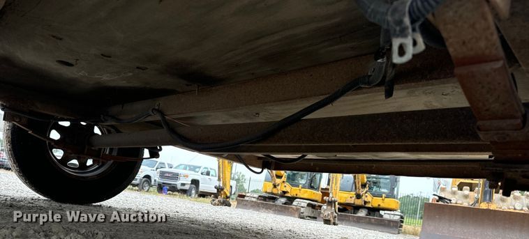 image for item OF9989 2007 Pace American enclosed cargo trailer