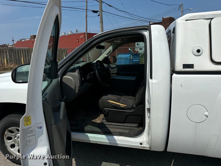 image for item OG9604 2012 Chevrolet  Silverado 1500 pickup truck