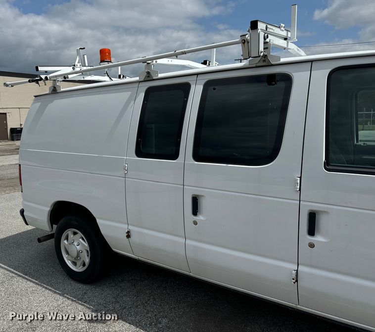 image for item OG9605 2014 Ford  E150 delivery van