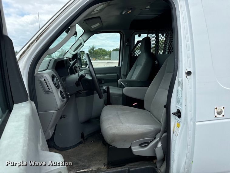 image for item OG9605 2014 Ford  E150 delivery van
