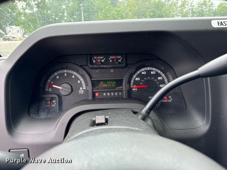 image for item OG9605 2014 Ford  E150 delivery van