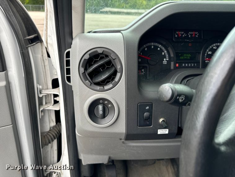 image for item OG9605 2014 Ford  E150 delivery van