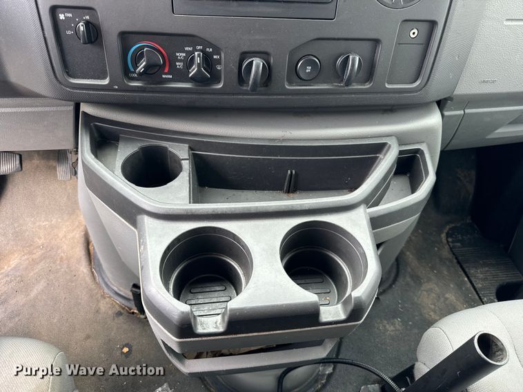 image for item OG9605 2014 Ford  E150 delivery van