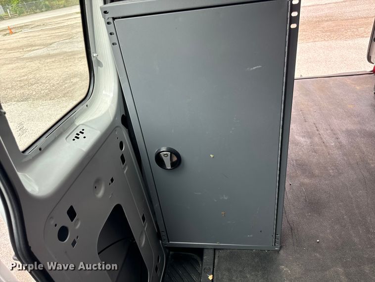 image for item OG9605 2014 Ford  E150 delivery van