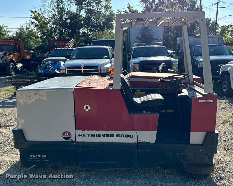 image for item OG9636 1986 Advanced  Retriever 5800 sweeper