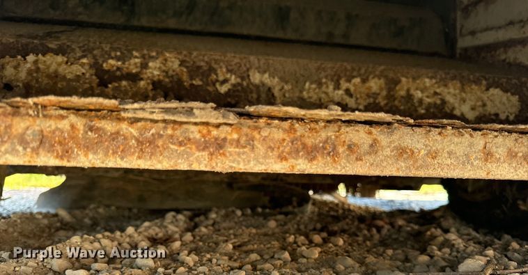 image for item OG9636 1986 Advanced  Retriever 5800 sweeper