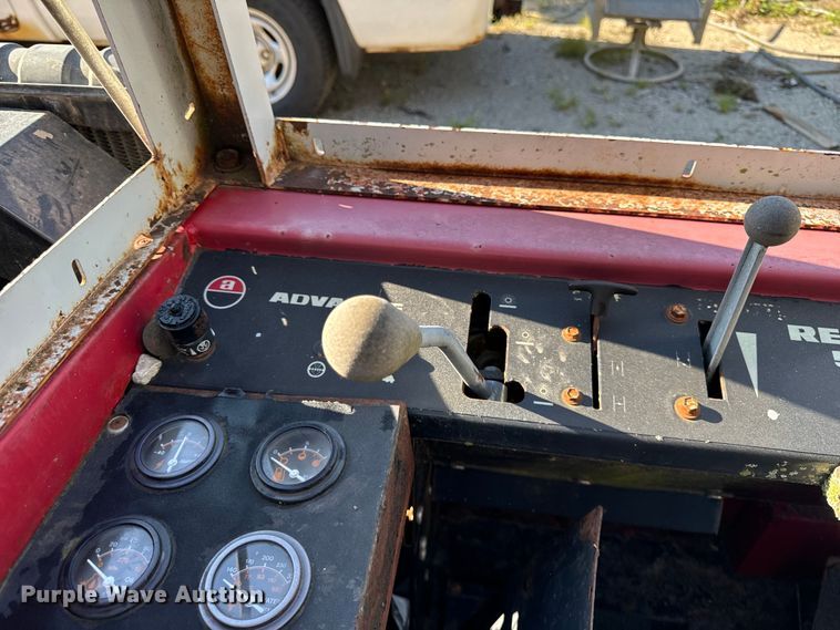 image for item OG9636 1986 Advanced  Retriever 5800 sweeper