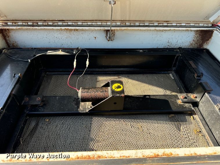 image for item OG9636 1986 Advanced  Retriever 5800 sweeper